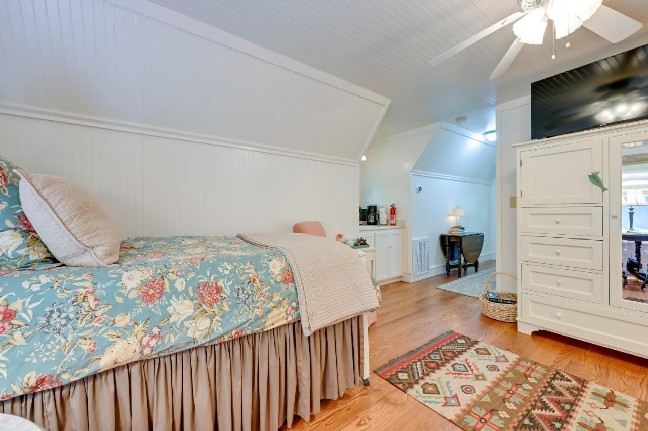 Smallwood Cute Highlands Home With Screened Porch! Extérieur photo